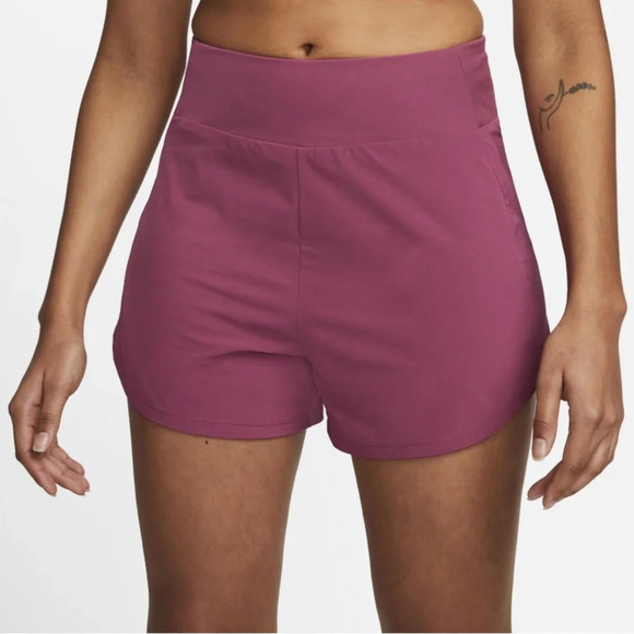 Nike Pants - Women's shorts Nike Bliss Dri-Fit HR 3 " BR